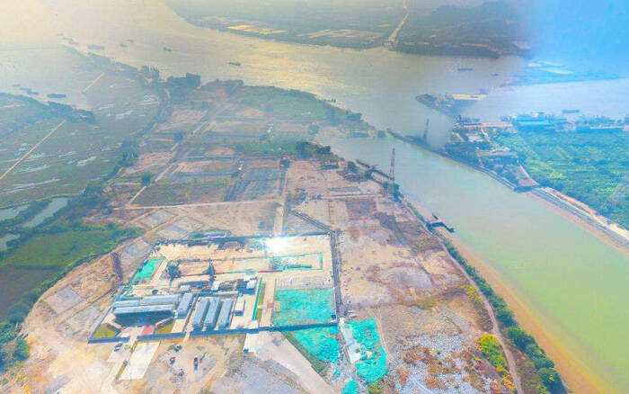 Carbon fiber reinforcement and repair of Hongshengsha wharf of Guangzhou port