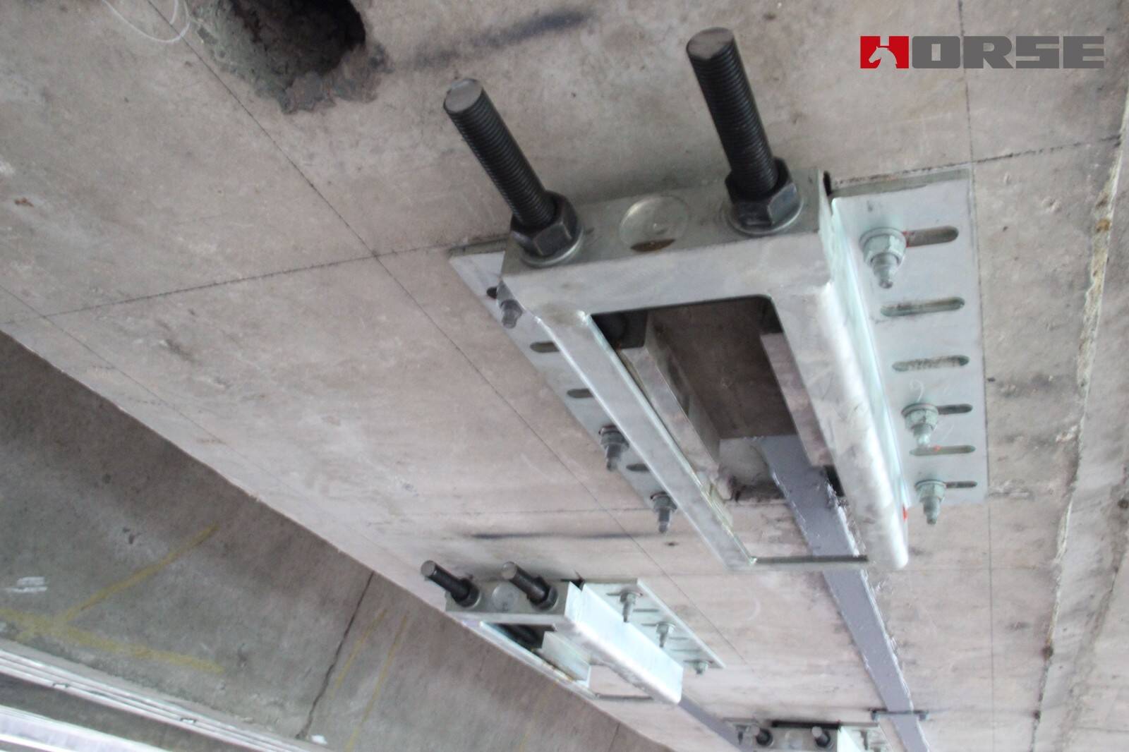 Strengthening With Prestressed Carbon Plates To Solve The Bearing Problem Of Bridge Superstructure Caused By Cracks